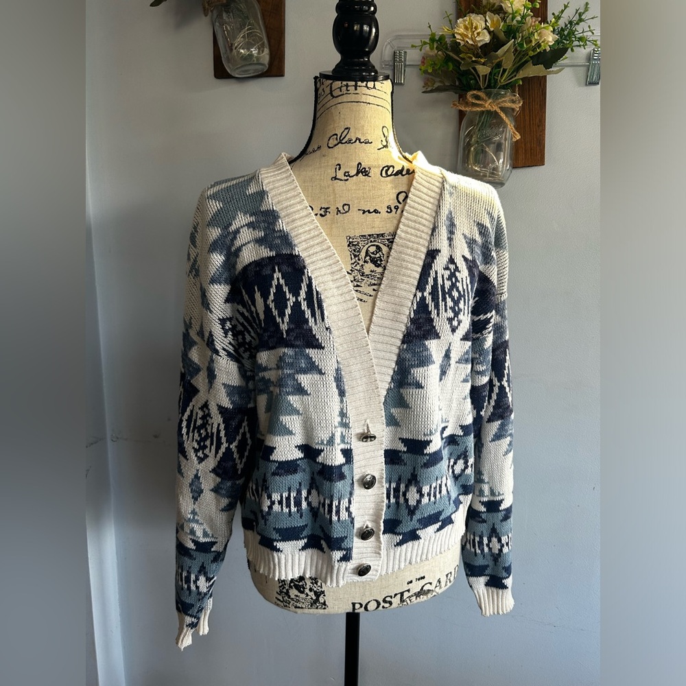 Knits and Bolts cardigan sweater cropped Aztec‎ print classic grandma core